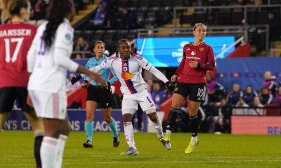Dumornay voit double Lyon corrige Manchester United et s'installe sur le podium de la Ligue des Champions