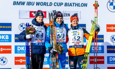 Éric Perrot sur le podium d'un sprint fou à Hochfilzen, victoire de Tommaso Giacomel