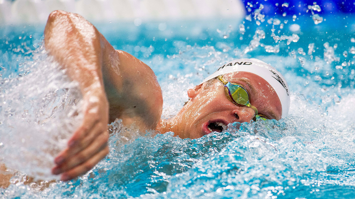 Léon Marchand déjà en forme à l'US Open : la victoire et un nouveau record personnel sur 400m