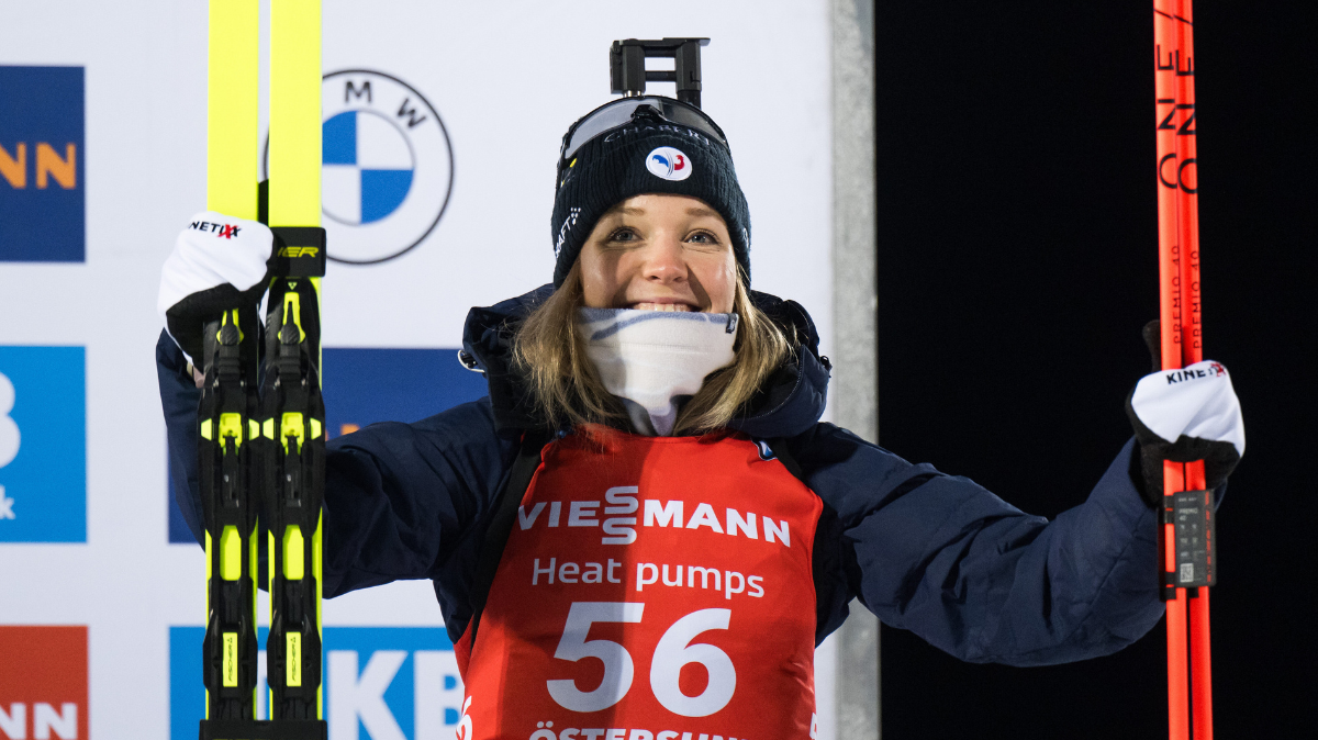 Nouveau podium pour les Bleues à Ostersund Océane Michelon 3ème sur le sprint féminin, remporté par Suvi Minkkinen (1)