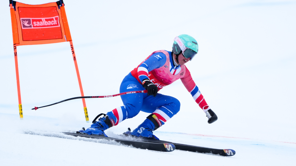 Aurélie Richard triomphe sur la descente de Saalbach, nouveau podium pour Arthur Bauchet