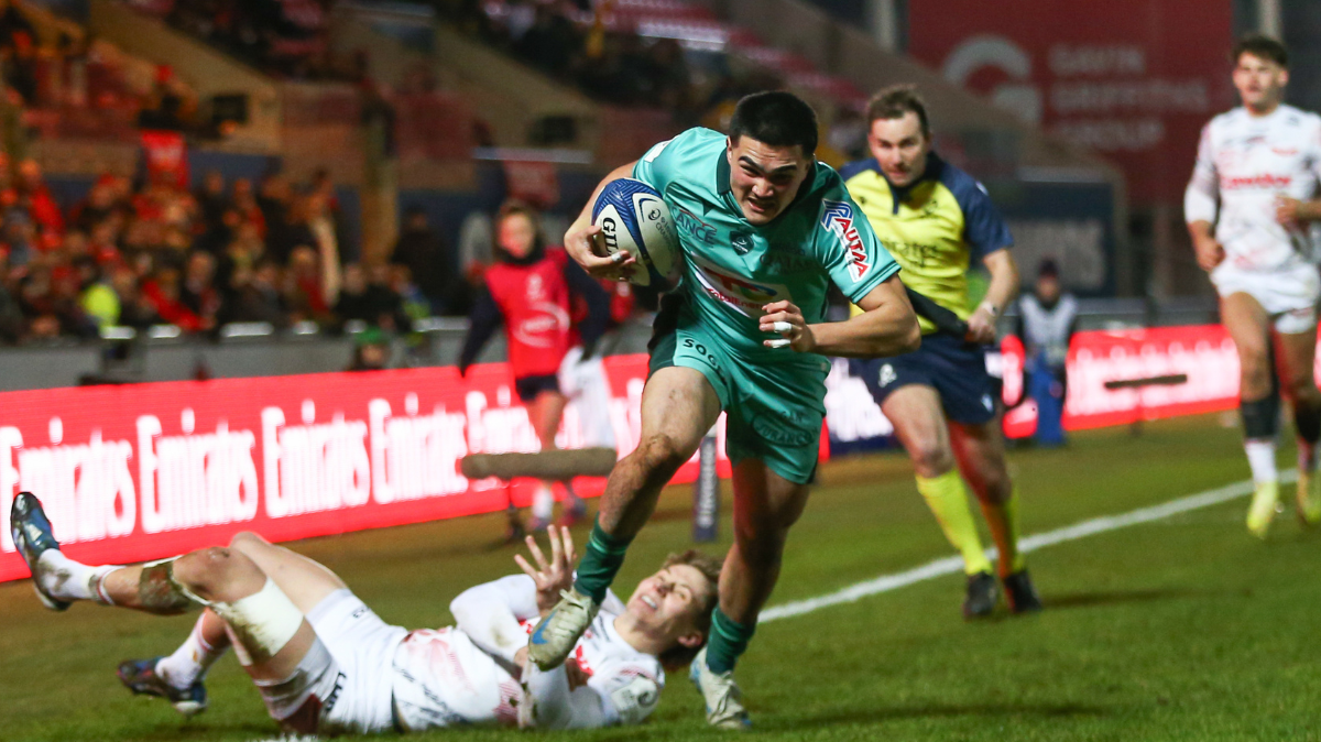 Bayonne coule à pic à Leicester, Pau remporte une course poursuite spectaculaire chez les Scarlets
