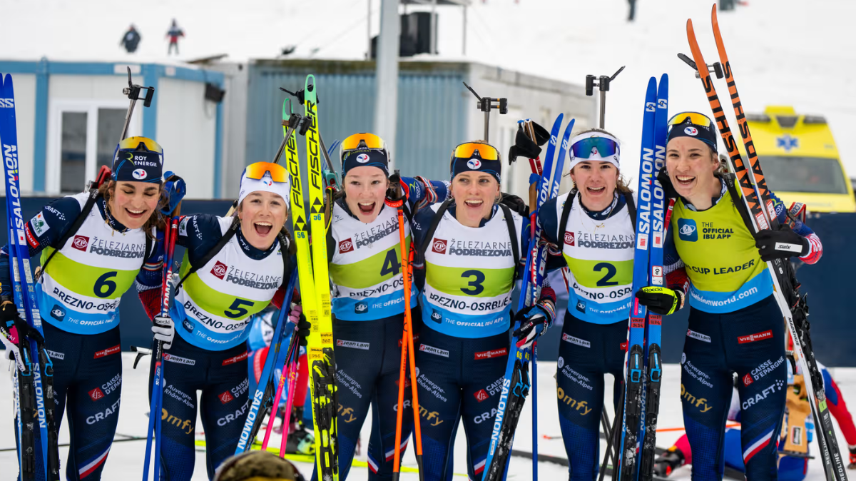 Célia Henaff remporte la mass start 60 de Brezno-Osrblie et mène un quintuplé français !