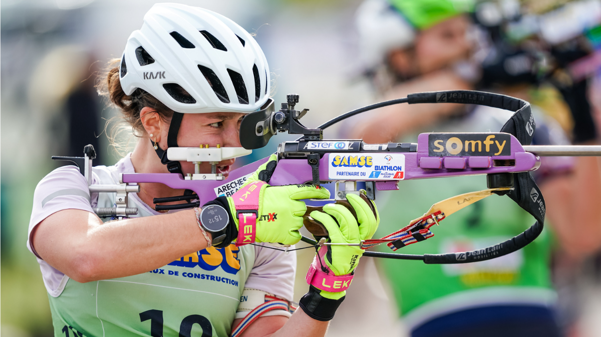 Célia Henaff remporte le Mass Start 60 de Brezno-Osrblie, quintuplé français sur la course.