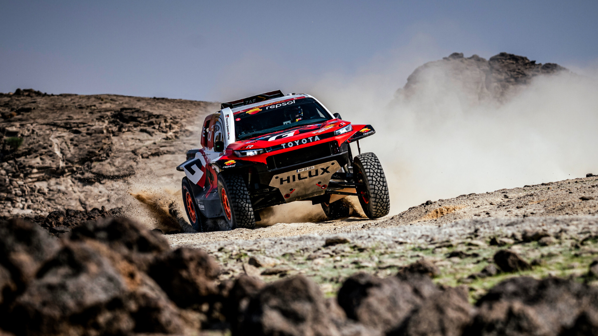 Coup double pour Henk Lategan le pilote Toyota rafle la 4ème étape du Dakar, Mitch Guthrie perd gros