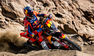 La victoire et la tête du général : Daniel Sanders prend le pouvoir sur la 2ème étape du Dakar