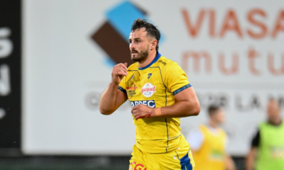 Les notes de Clermont-La Rochelle Plummer en maîtrise, Seuteni catastrophique