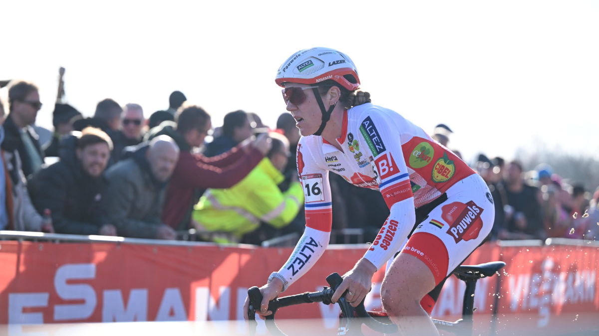 Nouveau podium de Amandine Fouquenet à Maasmechelen, Puck Pieterse victorieuse