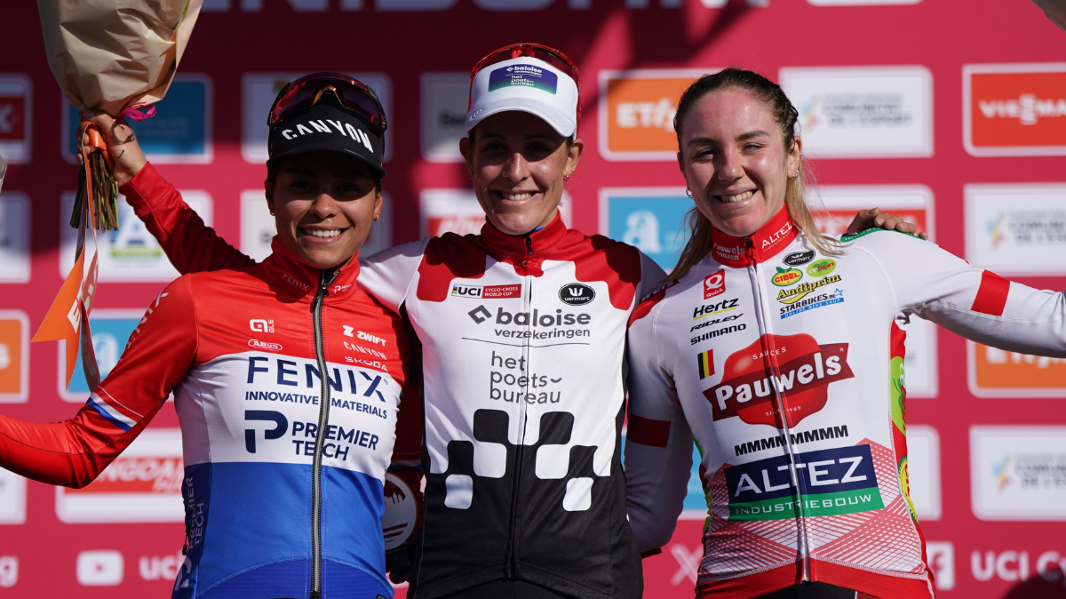 Nouveau podium en Coupe du monde pour Amandine Fouquenet à Benidorm, l'intouchable Lucinda Brand rafle la victoire et le général
