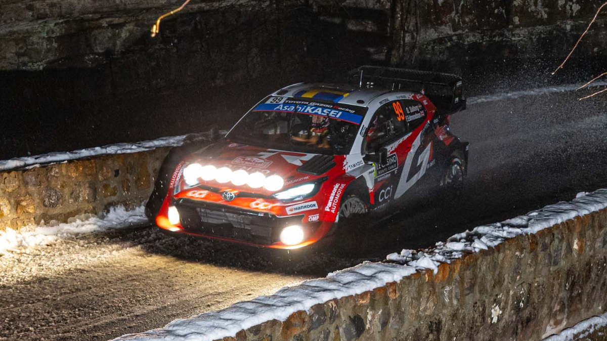 Oliver Solberg seul au monde, Sébastien Ogier se révolte : le résumé de la 2ème journée du rallye de Monte-Carlo