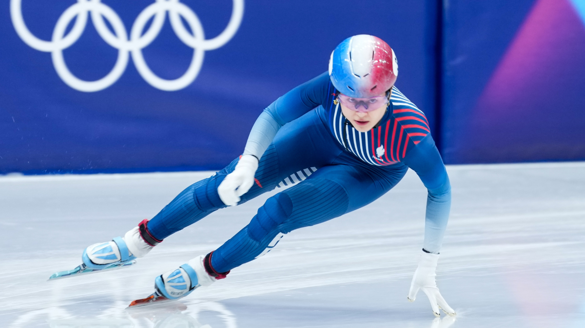 Cloé Ollivier passe, Aurélie Lévêque casse en séries du 1000 m en short-track aux JO 2026