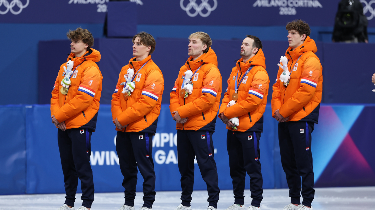 Jens van’t Wout porte les Pays-Bas sur le toit de l'Olympe sur le relais hommes de short track