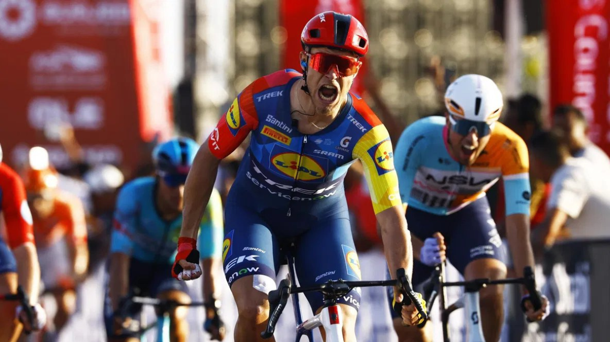 Jonathan Milan remporte la 4ème étape de l'UAE Tour 2026 (1)