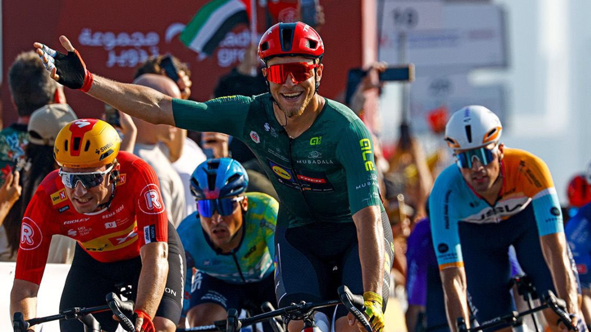 La passe de trois pour Jonathan Milan sur l'UAE Tour, le général pour Isaac Del Toro