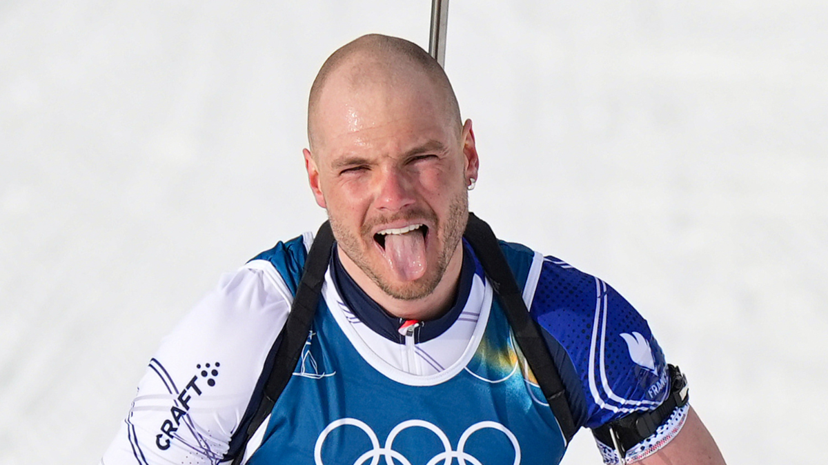 De la carabine au vélo : Émilien Jacquelin délaisse le biathlon et va découvrir le cyclisme