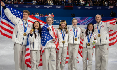 Les États-Unis champions olympiques de l'épreuve par équipes de patinage artistique