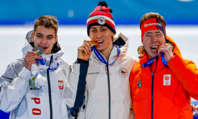 Metoděj Jílek sacré sur le 10000 m des JO 2026 en patinage de vitesse, Timothy Loubineaud au pied du podium