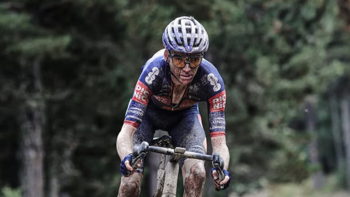 Nouvelle victoire en gravel pour Romain Bardet : le Français remporte la Castellón Gravel Race