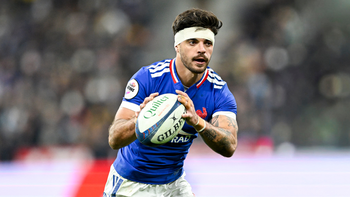 Romain Ntamack toujours dans l'attente : fin de Tournoi des 6 Nations compromise pour le Toulousain