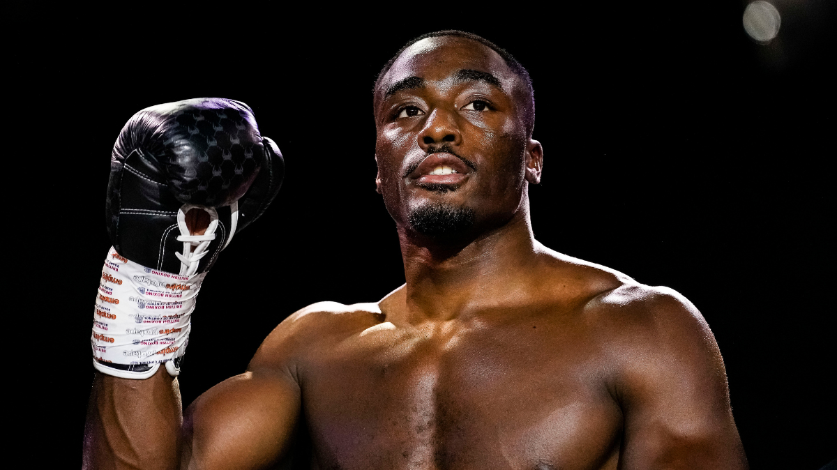 Tony Yoka va affronter Lawrence Okolie à Paris, Bakary Samake en tête d'affiche de la réunion