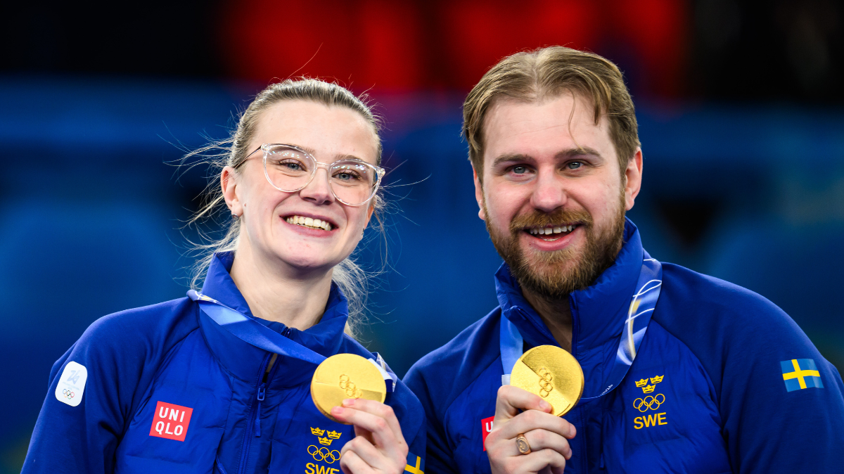 Une finale irrespirable, et l’or pour la Suède face aux États-Unis en curling double mixte (1)