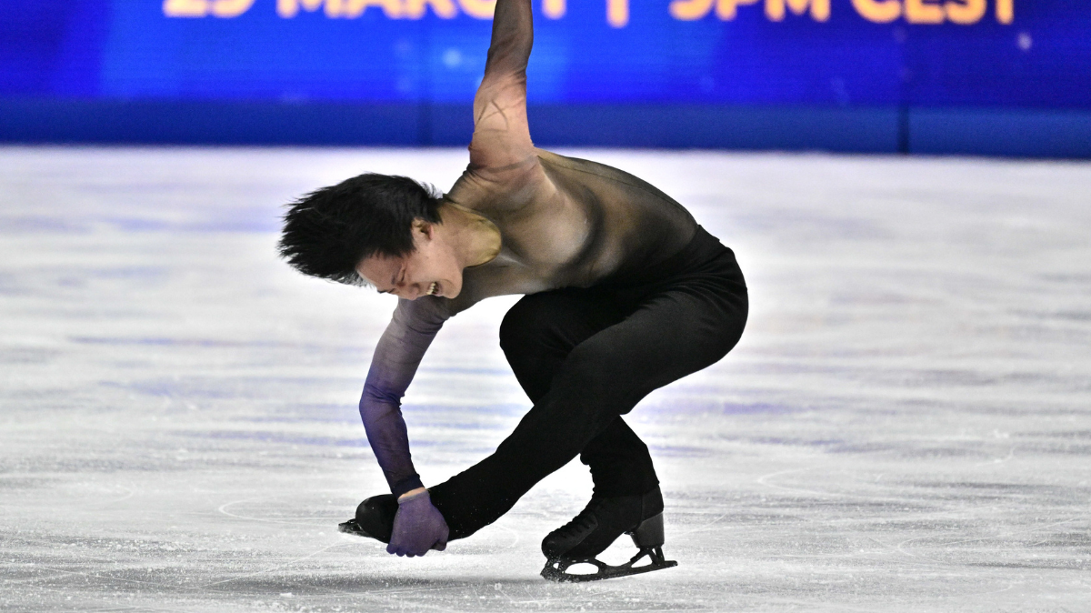 Adam Siao Him Fa bien placé pour une médaille le résumé vidéo du programme court aux Mondiaux de patinage artistique