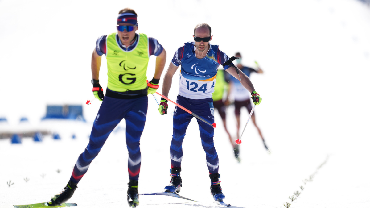 Anthony Chalençon en retrait sur la poursuite déficients visuels en para biathlon, Shuang Yu rafle l'or paralympique