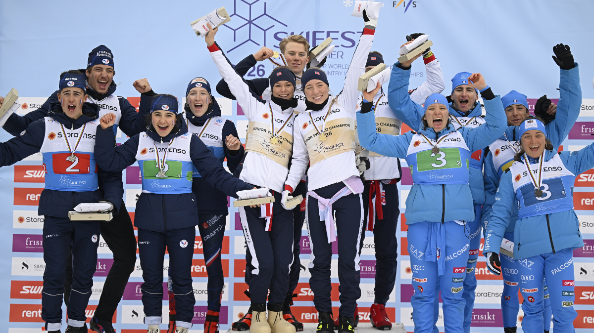 Battu d'un souffle par la Norvège, le relais juniors mixte français de ski de fond est vice-champion du monde