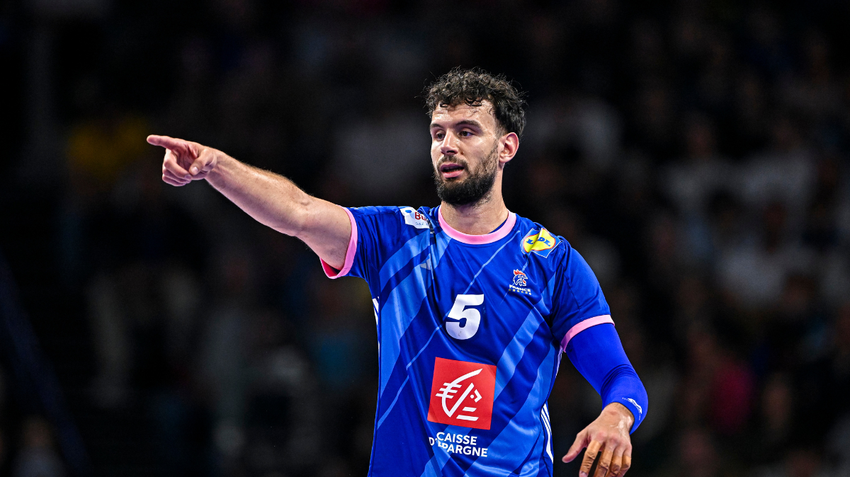 Des Bleus du handball solides dominent l'Espagne pour la première de Talant Dujshebaev