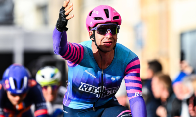 Dylan Groenewegen coiffe Jasper Philipsen au sprint sur le Tour de Bruges