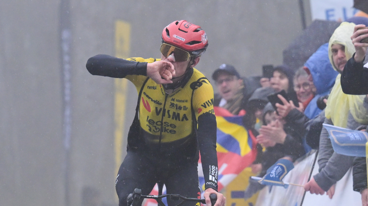Jonas Vingegaard fait coup double sur une 4ème étape de Paris-Nice complètement folle