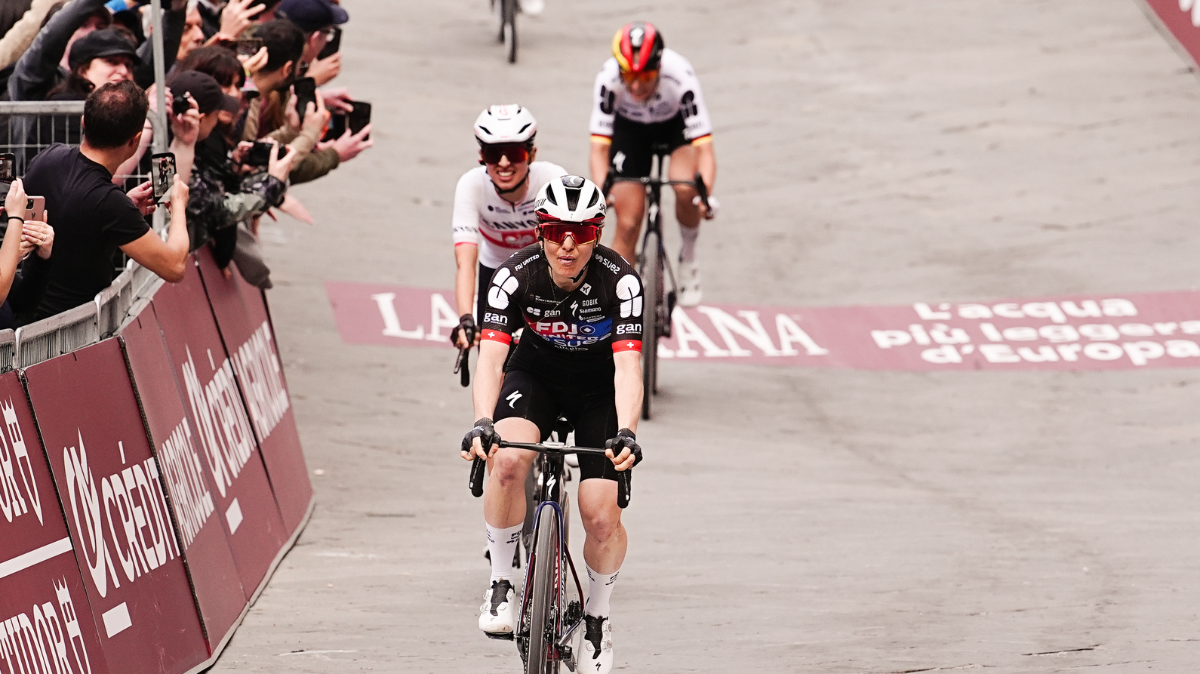 Le cyclisme féminin est-il devenu plus intéressant que le cyclisme masculin