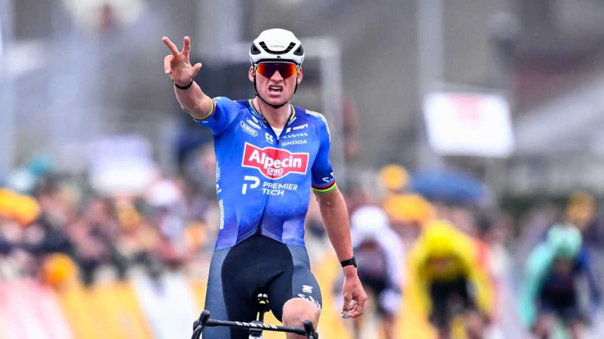 Mathieu van der Poel fait le triplé sur une magnifique édition du GP E3 Saxo Classic