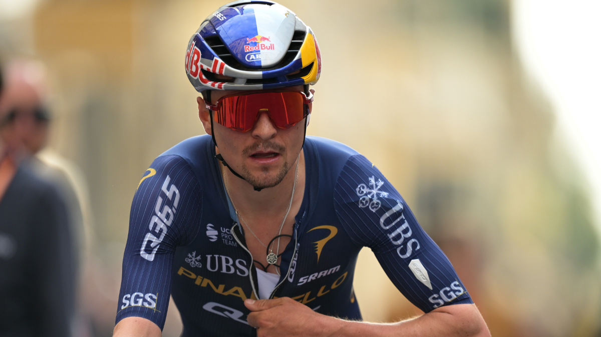 1re étape Tour des Alpes 2026 Classement et résultats
