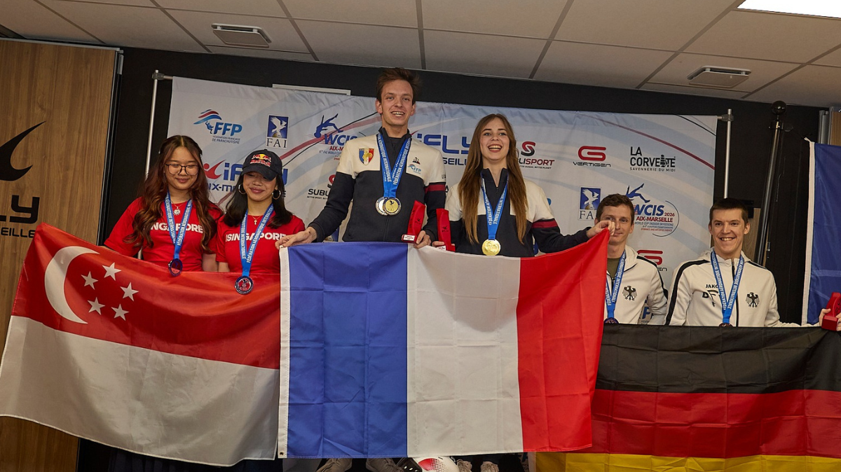 Adrien Gallot fait un doublé en or, les Bleus brillent à domicile aux Championnats d'Europe indoor de skydiving