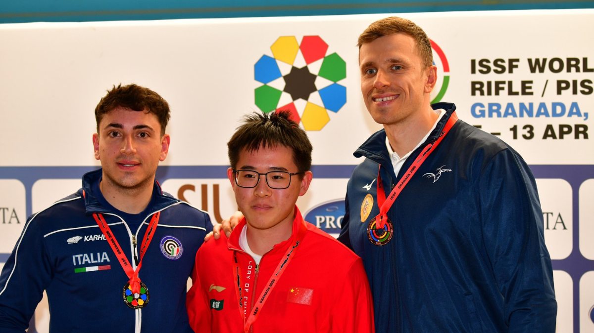 Jean Quiquampoix également en bronze en pistolet à 25 mètres lors de la Coupe du monde de Grenade