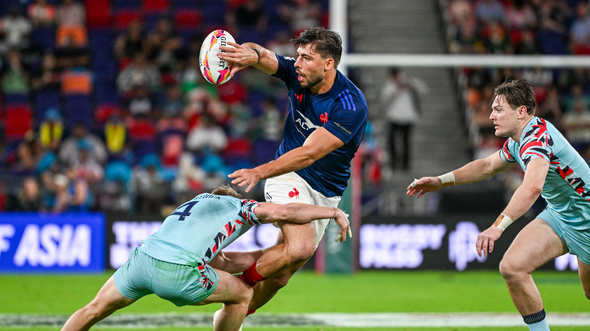 Les deux Équipes de France de rugby à 7 déjà qualifiées en quarts de finale à Hong Kong