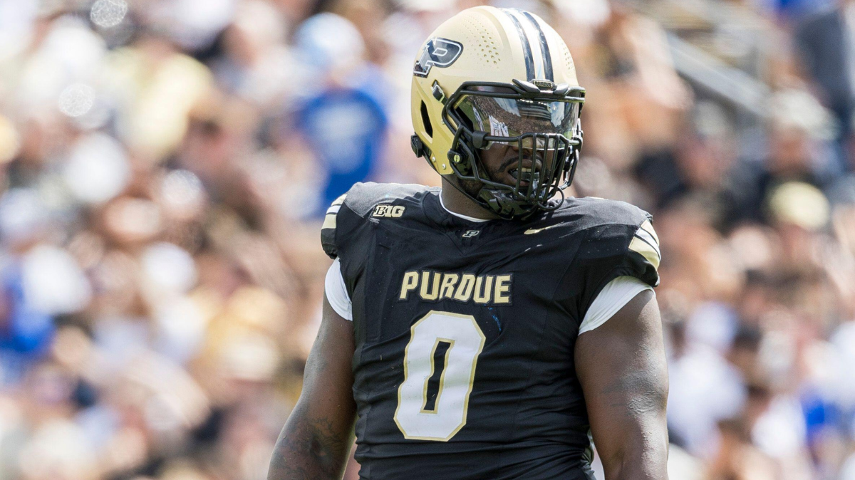 Non drafté en NFL, Jeffrey M'Ba rejoint les Commanders en tant qu'agent libre