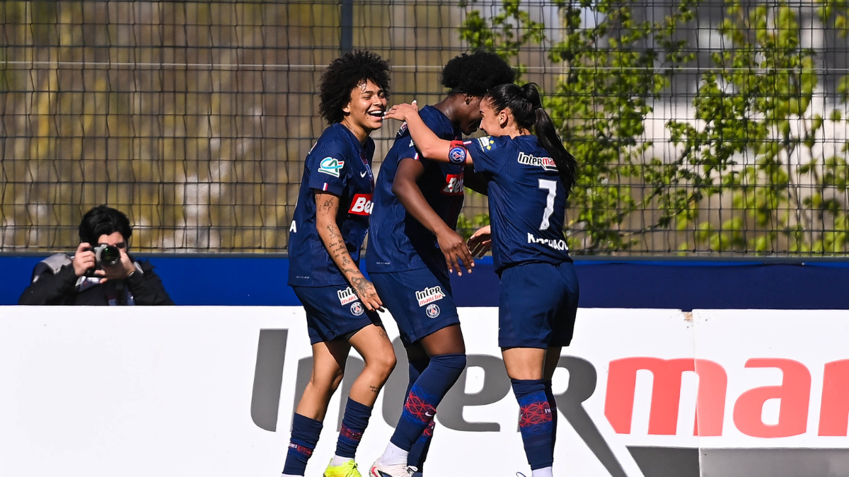 En infériorité numérique, le PSG destitue le Paris FC et rallie la finale de la Coupe de France féminine