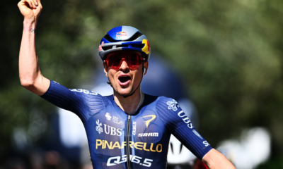 Tom Pidcock remporte la 3e étape du Tour des Alpes 2026 au sprint