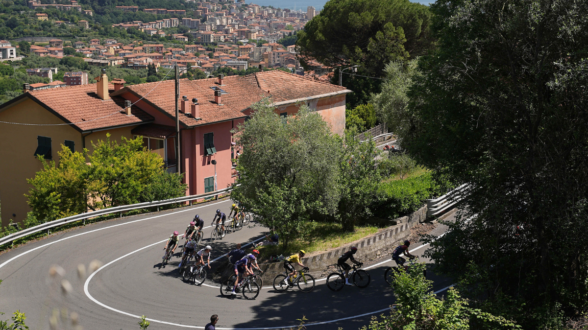 13e étape Tour d’Italie 2026 (Giro) découvrez le parcours détaillé et le profil explosif vers Verbania