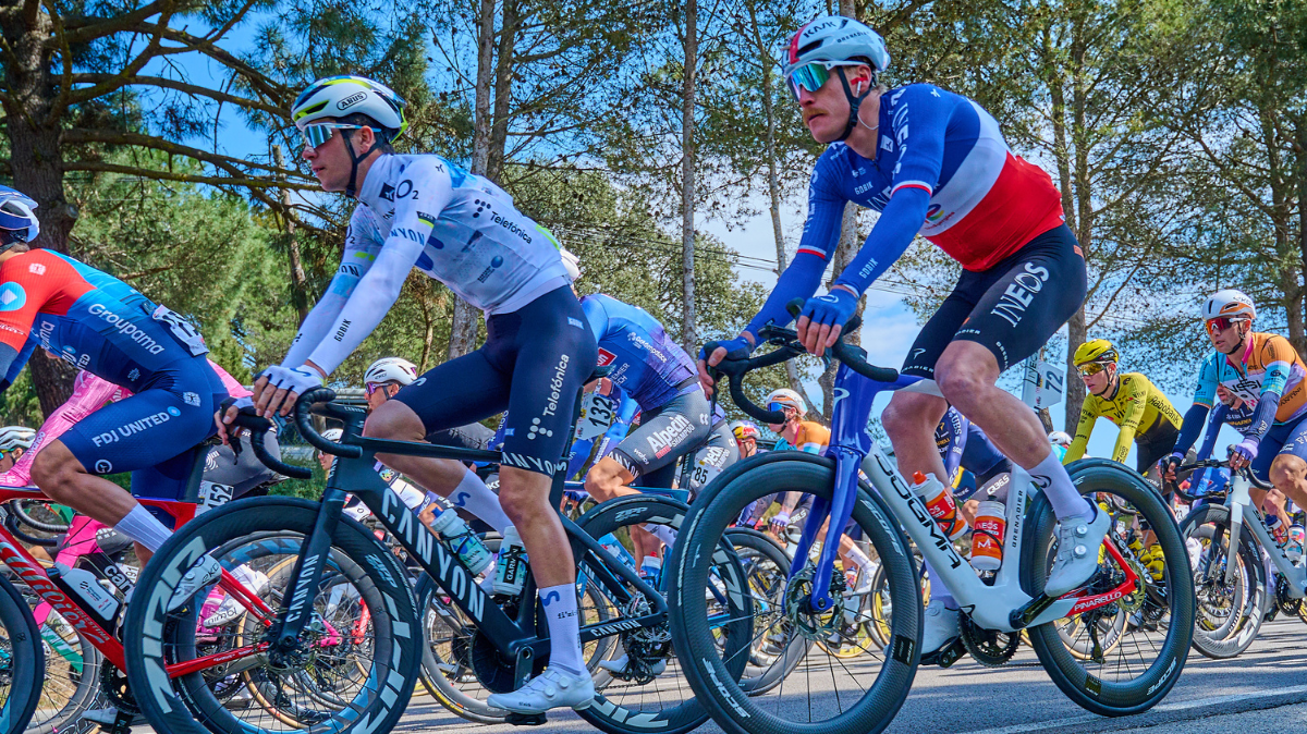 2e étape Tour Auvergne-Rhône-Alpes 2026 découvrez le parcours détaillé et le profil punchy vers Le Puy-en-Velay