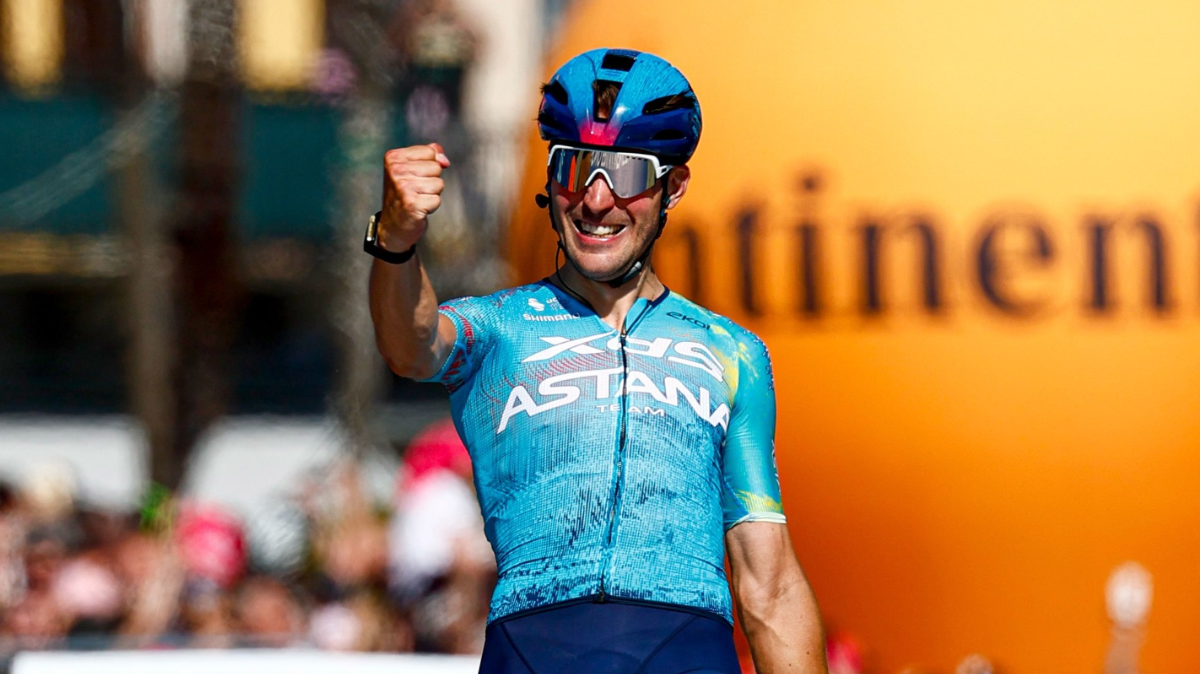 Alberto Bettiol remporte la 13e étape du Tour d'Italie en solitaire à Verbania