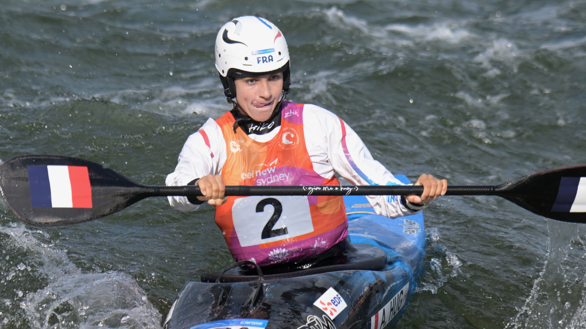 Angèle Hug et Joris Hello sur le podium en Coupe du monde de kayak cross à Tacen