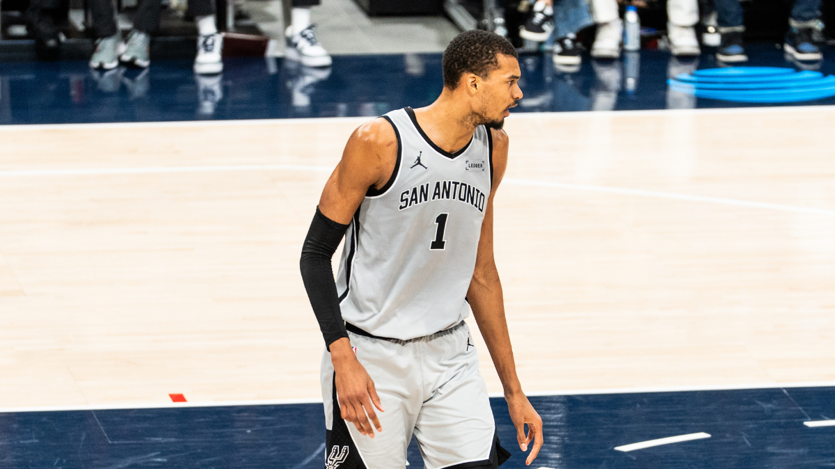 Battus dans l'Oklahoma, les Spurs de Victor Wembanyama se retrouvent dos au mur en finale de conférence