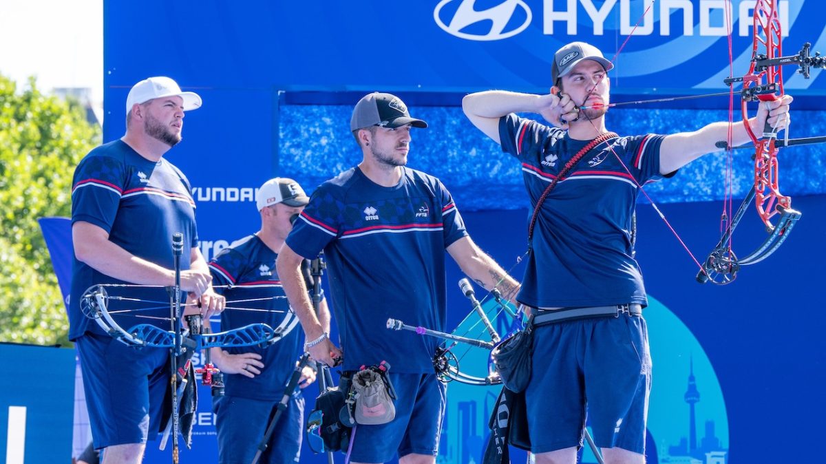 L'équipe de France masculine en arc à poulies sacrée championne d'Europe !