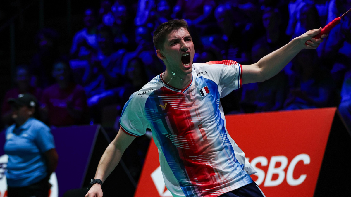 Les Bleus du badminton s'offrent une première demi-finale et une médaille historiques en Thomas Cup !