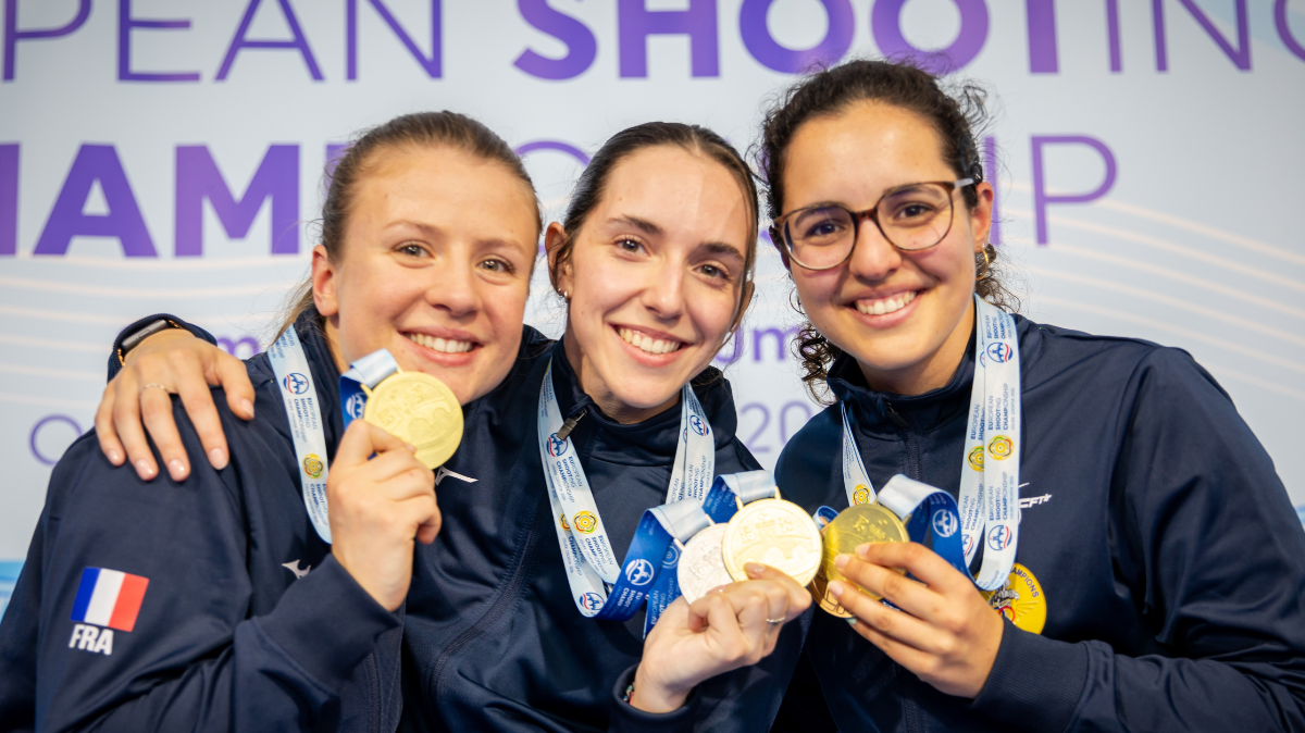L'or par équipes au pistolet 25m, Héloïse Fourré et Mathilde Lamolle sur la boîte le tir tricolore débute fort ses Championnats d'Europe !