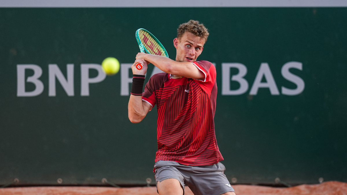 Luca Van Assche cède en cinq sets face à Brandon Nakashima au 2e tour de Roland Garros