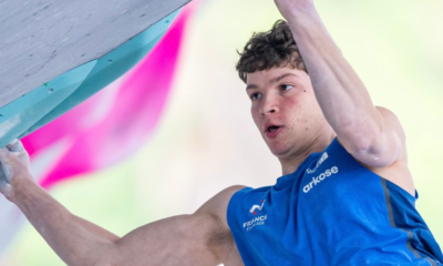 Mejdi Schalck sur le podium du bloc en Coupe du monde à Keqiao, Sorato Anraku vainqueur